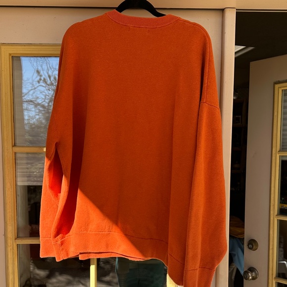 Banana Republic Bold Orange Crewneck Sweater - Picture 4 of 4